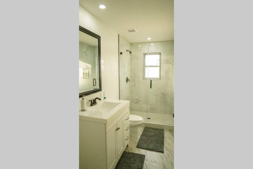 Dallas 4Br Large Yard W Hot Tub , Fire Pit And Basketball Hoop Luaran gambar
