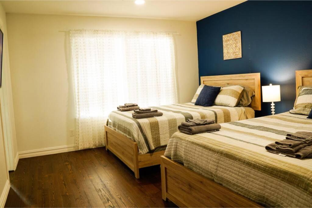 Dallas 4Br Large Yard W Hot Tub , Fire Pit And Basketball Hoop Luaran gambar